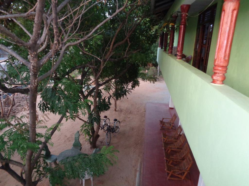 Jayaru Guest House Polonnaruwa Buitenkant foto