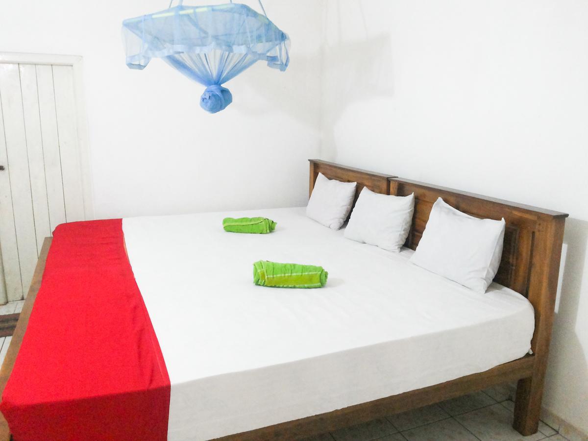 Jayaru Guest House Polonnaruwa Buitenkant foto